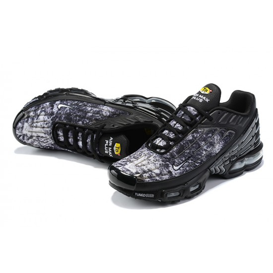 Men Sports Shoes Nike Air Max Plus 3 Black White DO6386-001