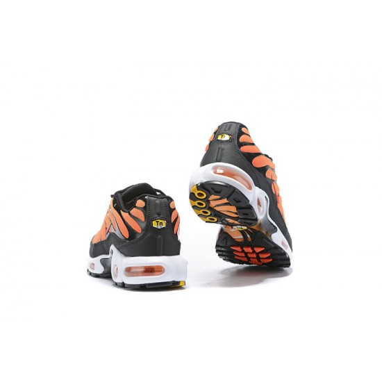 Men Sports Shoes Nike Air Max Plus Tn Black Orange BQ4629-001 Men Sports Shoes Nike Air Max Plus Tn Black Orange BQ4629-001