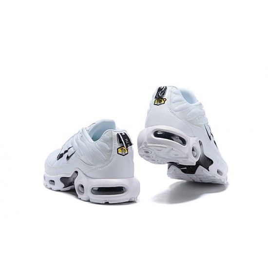 Men Sports Shoes Nike Air Max Plus Tn White Black