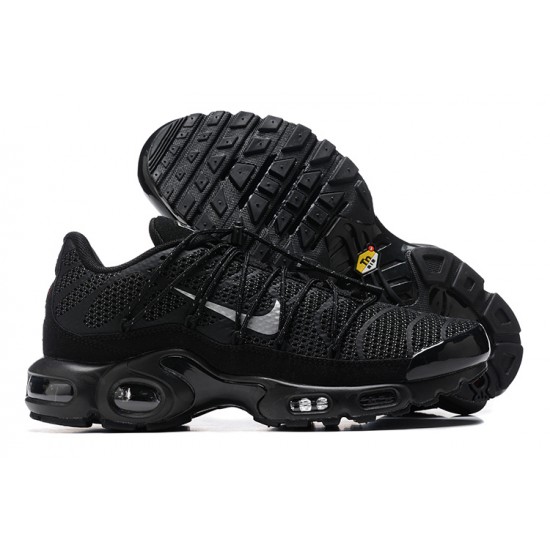 Men Sports Shoes Nike Air Max Plus Utility Black